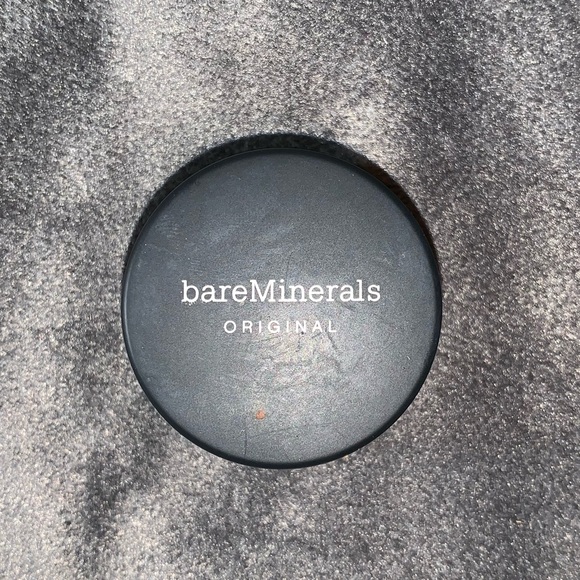 Makeup Bundle - Picture 6 of 8